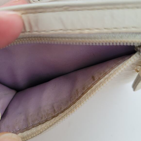 Coach Madison Wallet White Bifold 3x3 Mini Small Card Bill Holder Logo Compact - Picture 8 of 12